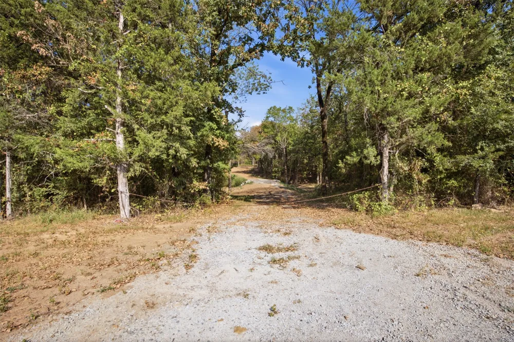 Yellow Bull Road Indianola, OK 74442