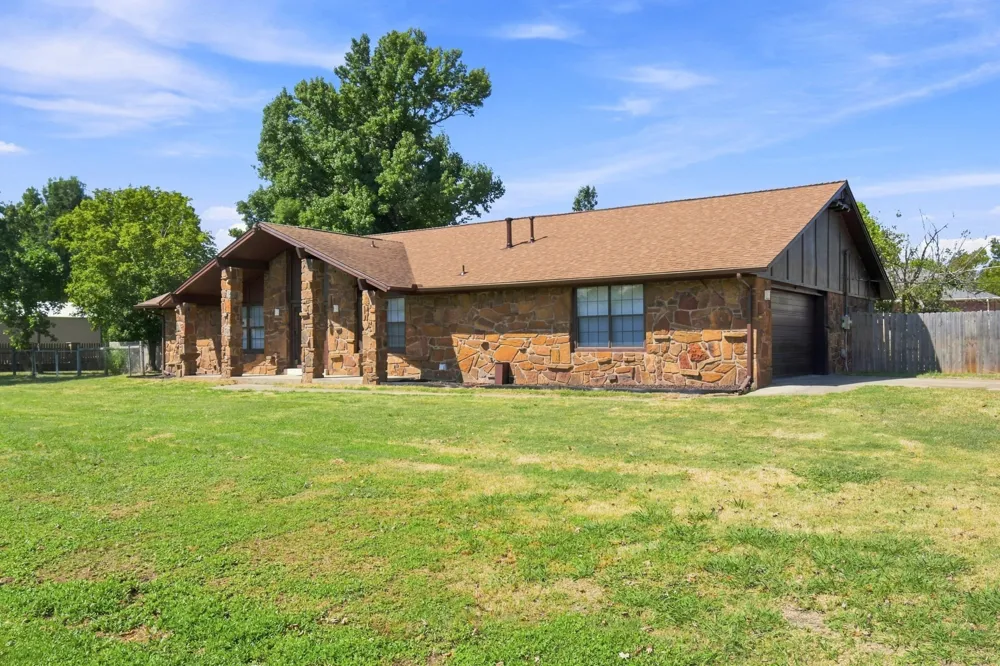 17426 S 91st East EastAvenue Bixby, OK 74008