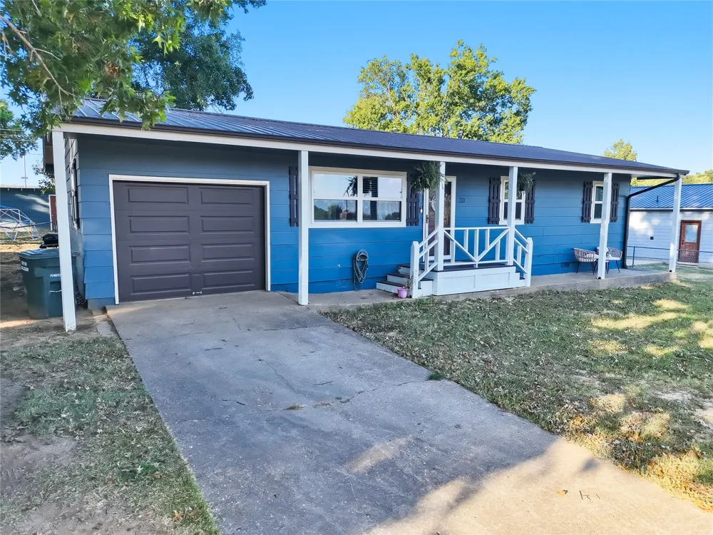 321 Mockingbird Sallisaw, OK 74955