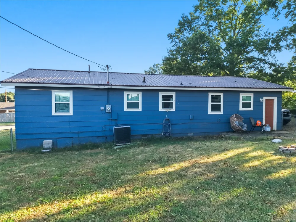 321 Mockingbird Sallisaw, OK 74955