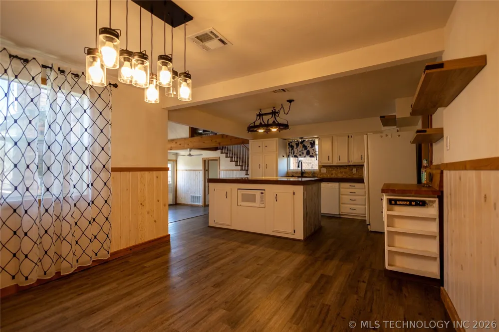3850 Broken Arrow Sulphur, OK 73086