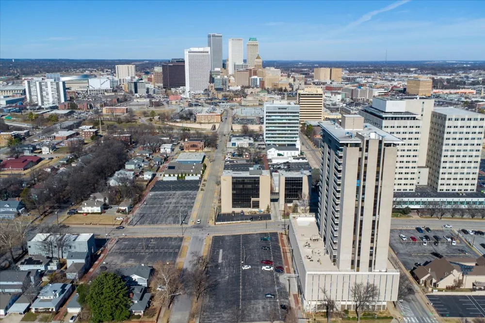 1502 S Boulder Avenue #14K Tulsa, OK 74119