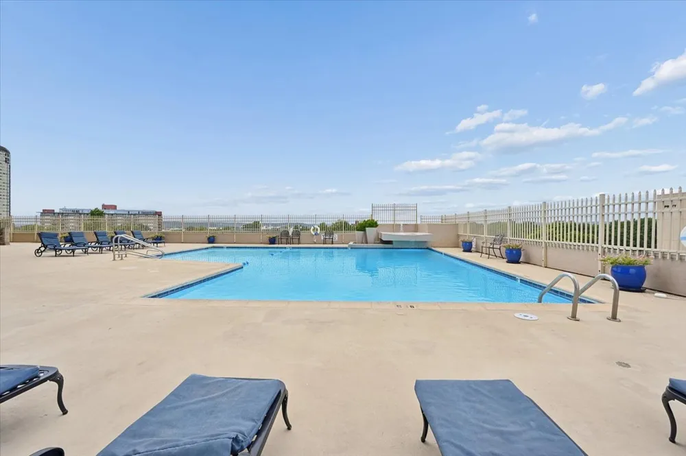 1502 S Boulder Avenue #14K Tulsa, OK 74119