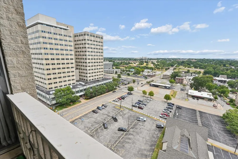 1502 S Boulder Avenue #14K Tulsa, OK 74119