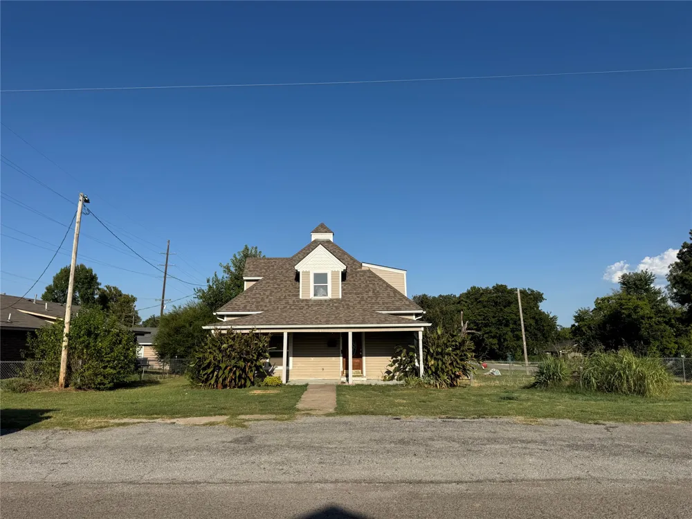 303 Adams Street Sapulpa, OK 74066