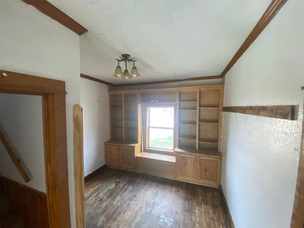 303 Adams Street Sapulpa, OK 74066