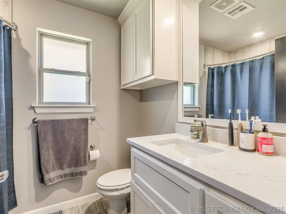 912 E Fulton Court Broken Arrow, OK 74012