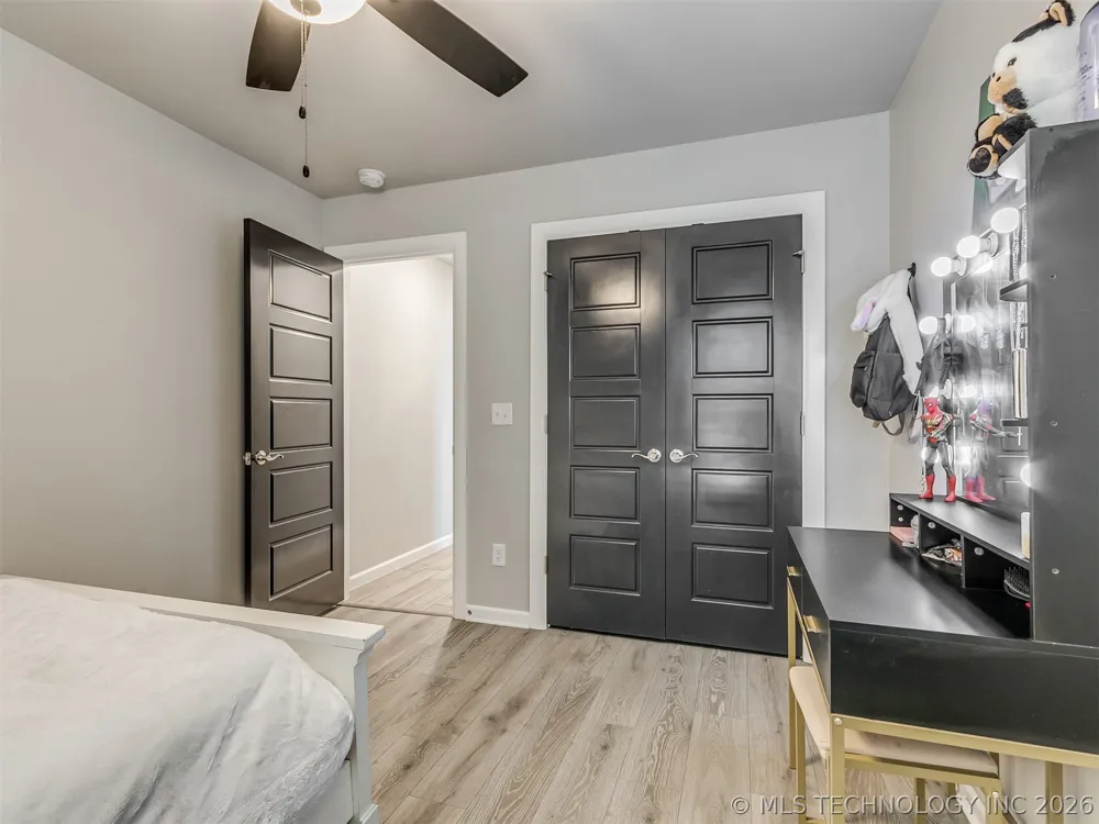 912 E Fulton Court Broken Arrow, OK 74012