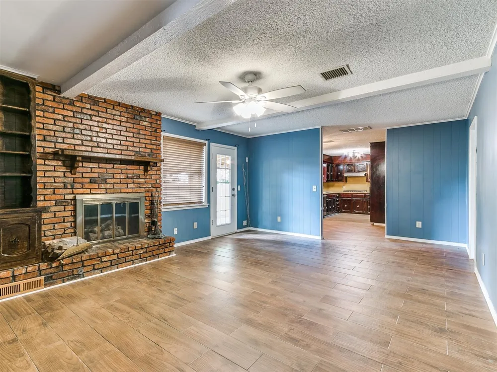 10132 E 27TH STREET Tulsa, OK 74129