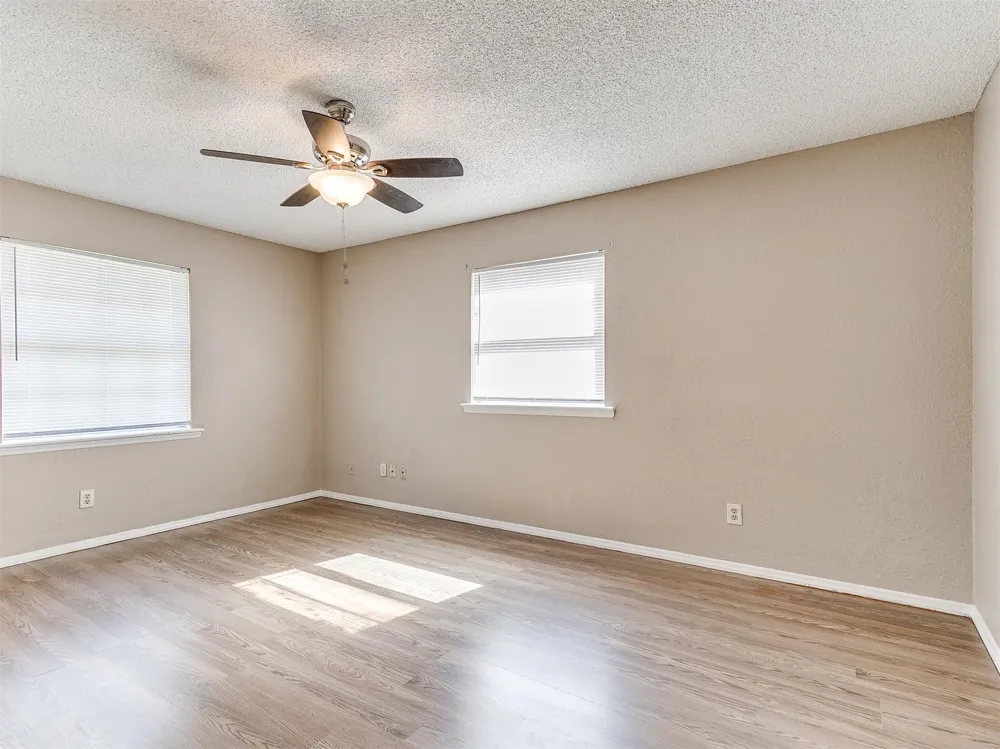 10132 E 27TH STREET Tulsa, OK 74129