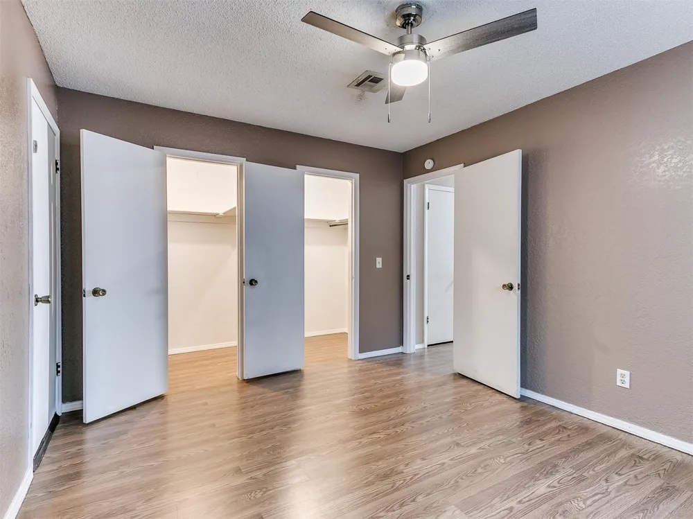 10132 E 27TH STREET Tulsa, OK 74129