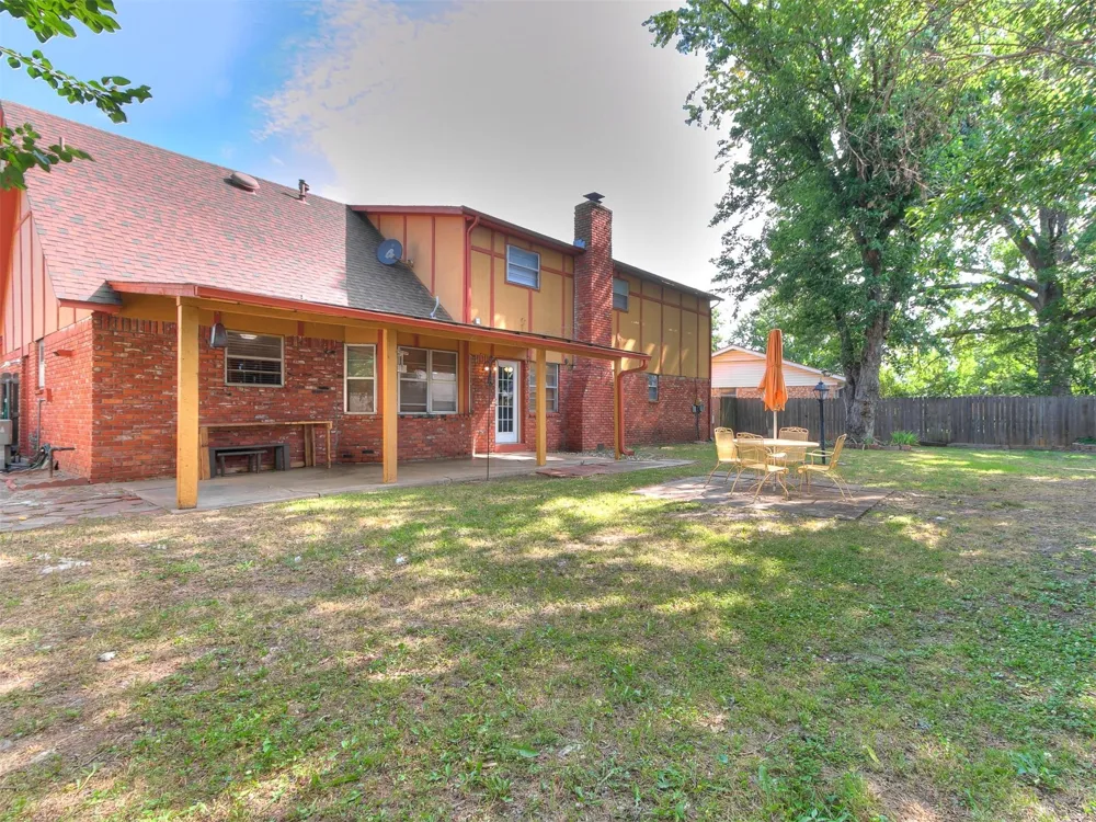 10132 E 27TH STREET Tulsa, OK 74129
