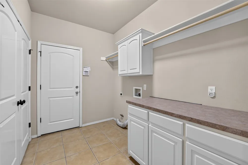 4604 Narcissus Avenue Broken Arrow, OK 74012