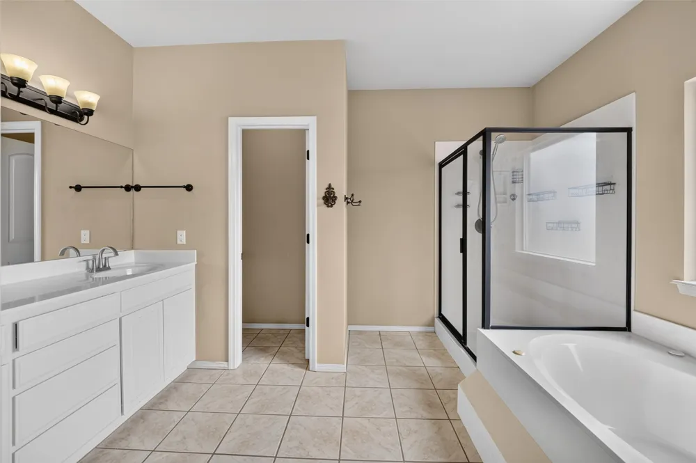 4604 Narcissus Avenue Broken Arrow, OK 74012
