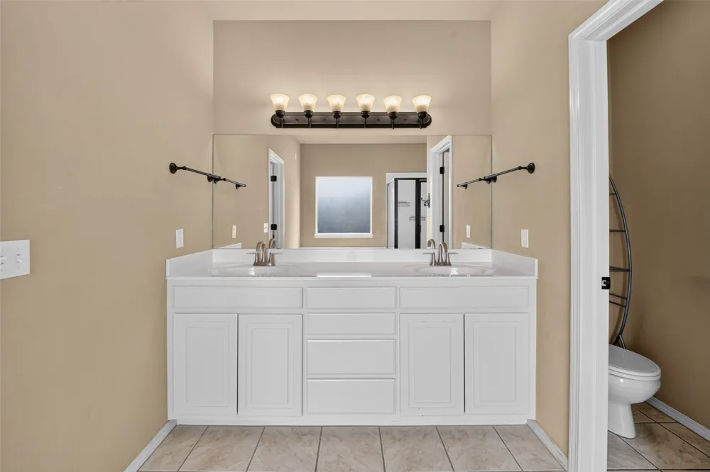 4604 Narcissus Avenue Broken Arrow, OK 74012