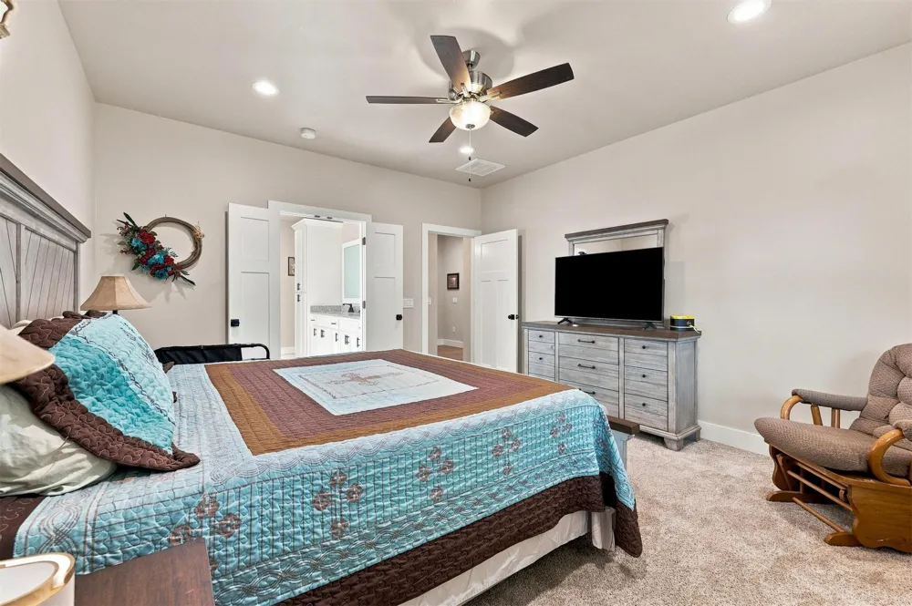 6953 River Oak Kingston, OK 73439