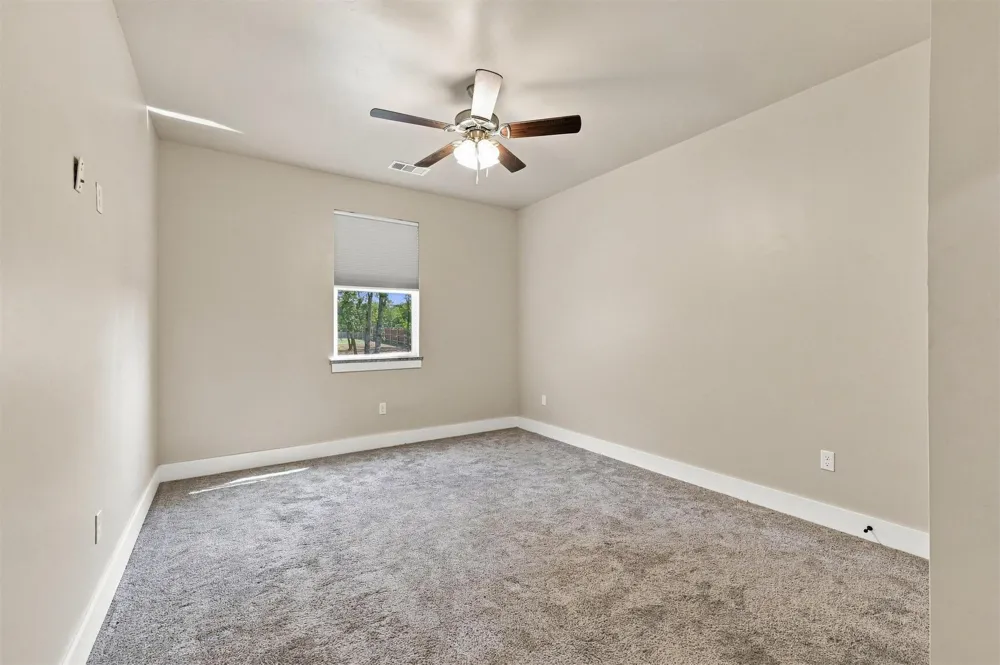 6953 River Oak Kingston, OK 73439