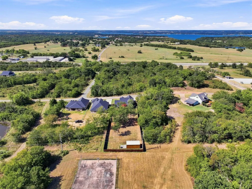 6953 River Oak Kingston, OK 73439