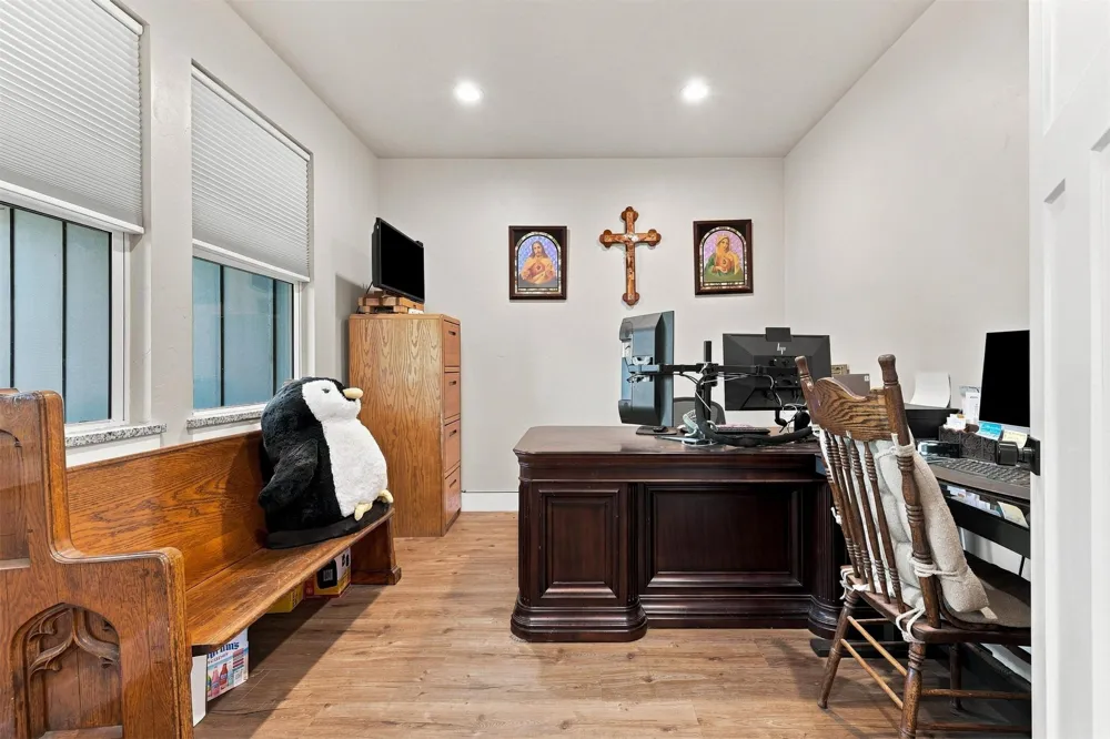 6953 River Oak Kingston, OK 73439