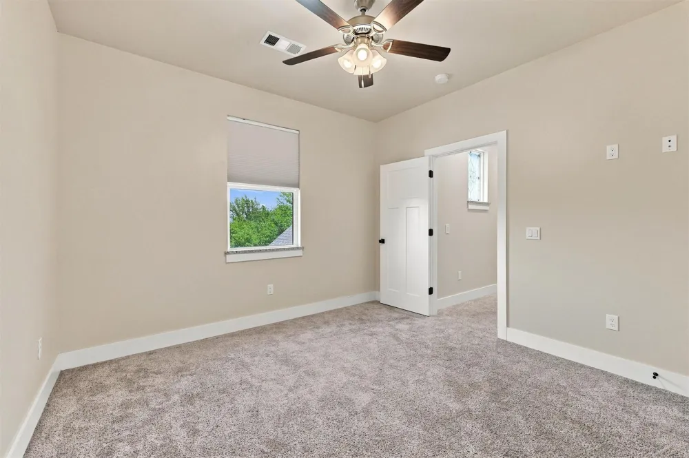 6953 River Oak Kingston, OK 73439