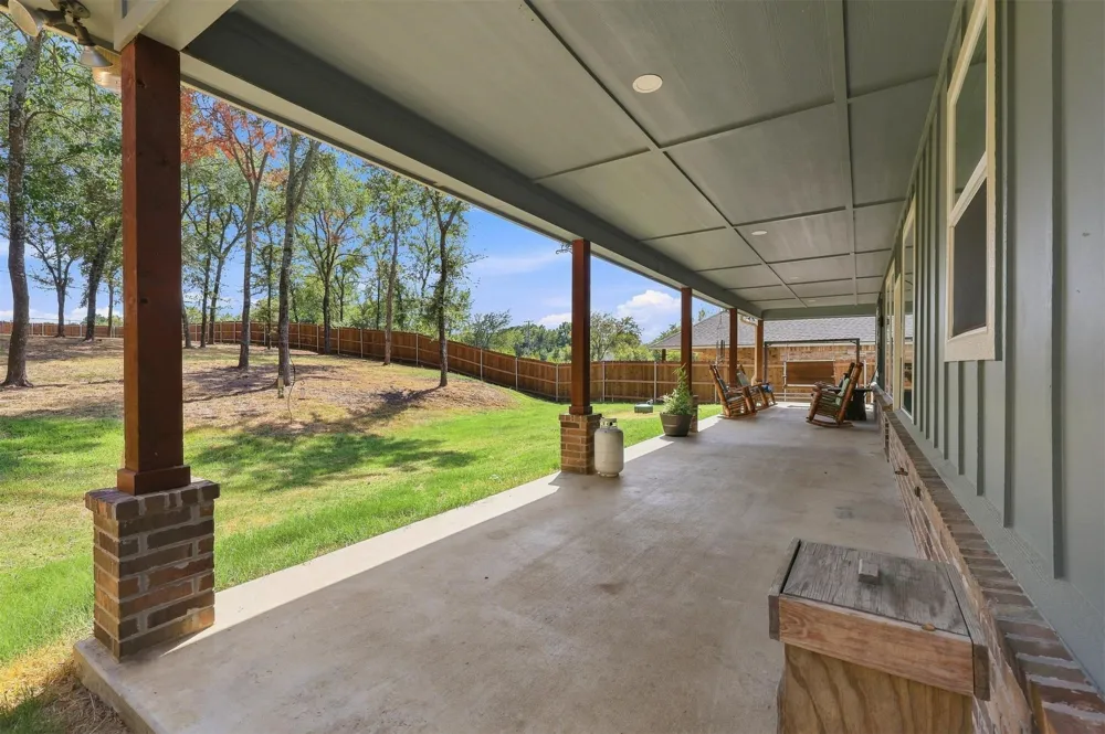 6953 River Oak Kingston, OK 73439