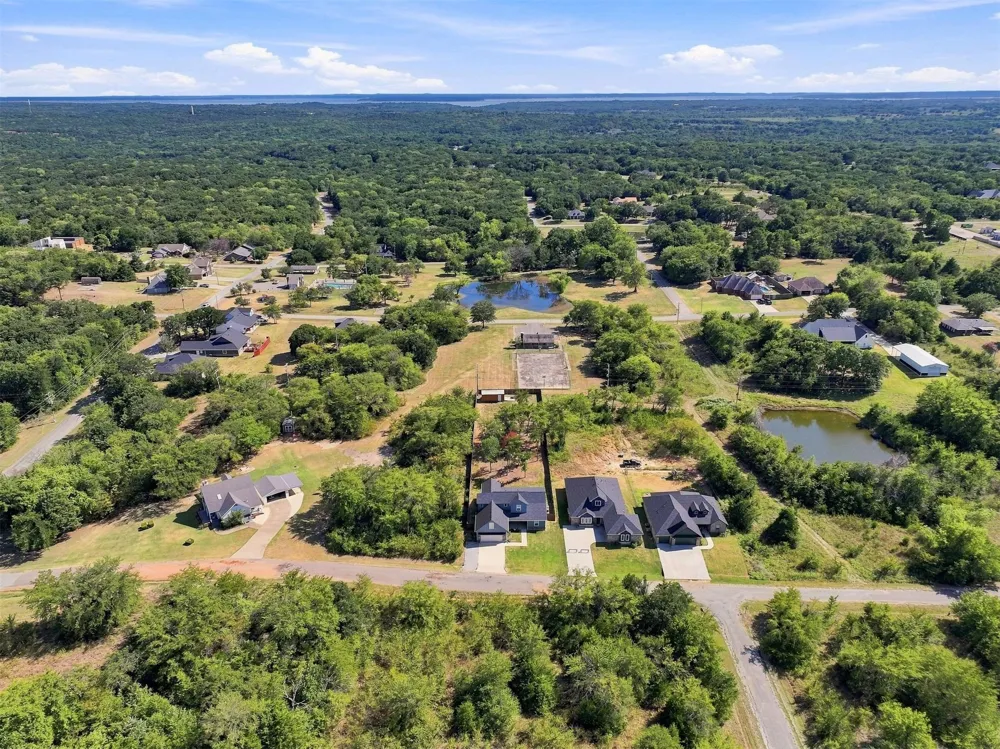 6953 River Oak Kingston, OK 73439