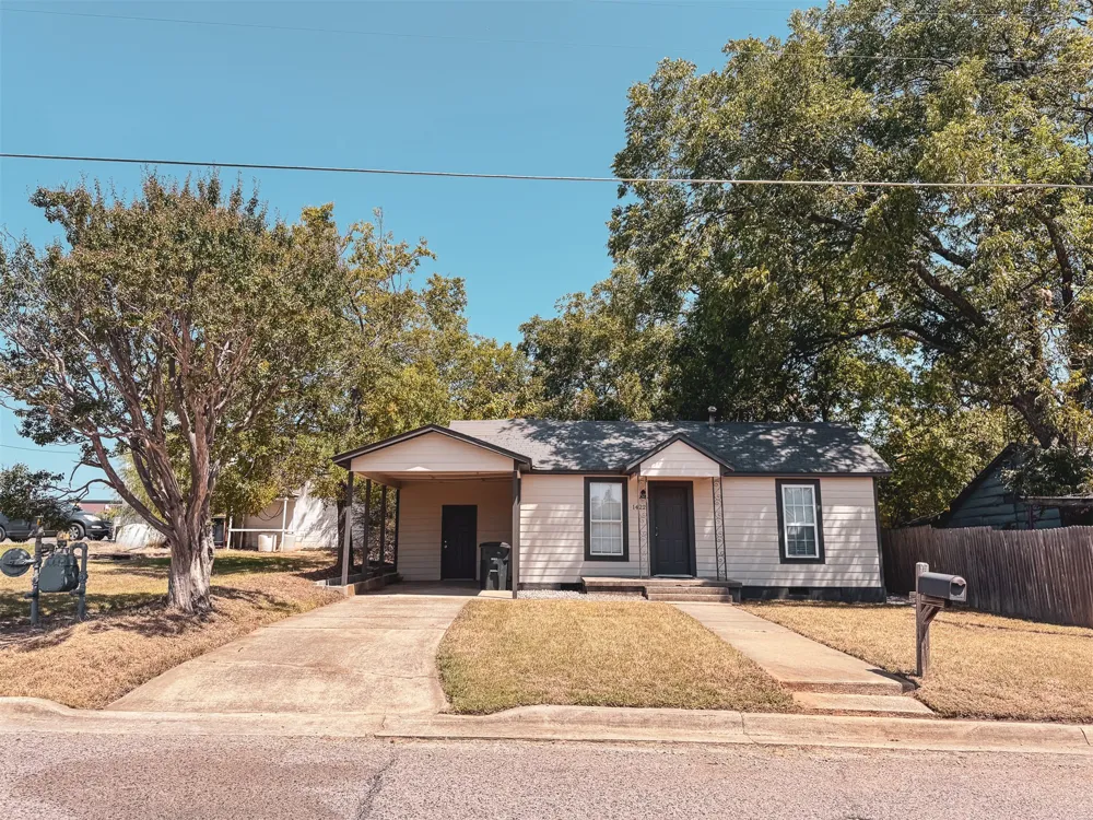 1422 Baltimore Street Durant, OK 74701