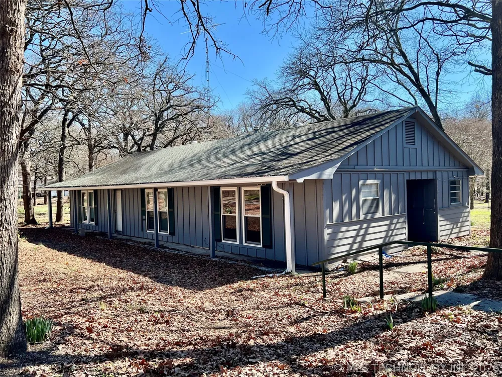 11337 Johnson Drive Kingston, OK 73439