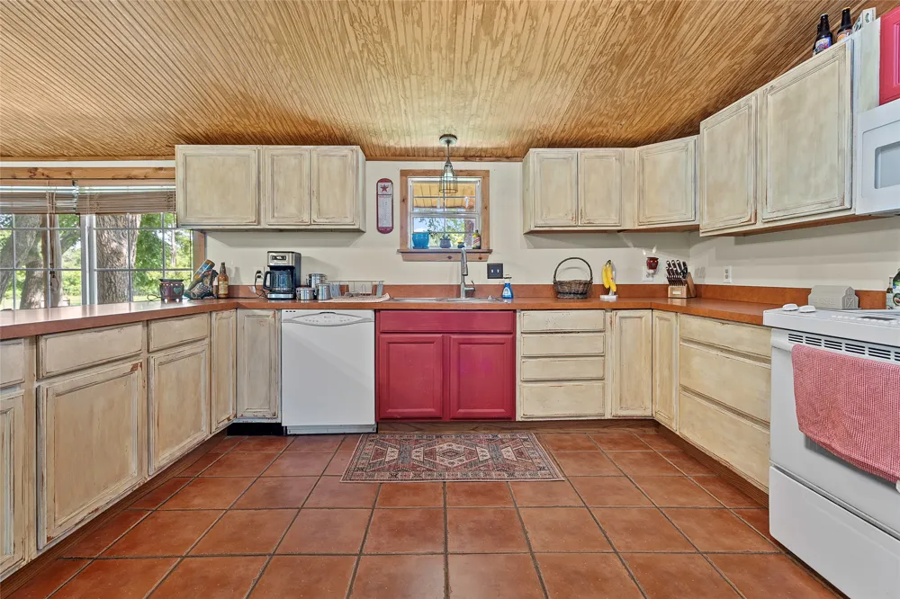 4124 Salerno Lane Marietta, OK 73448