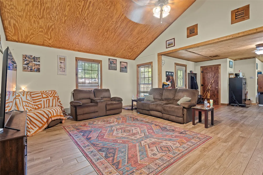 4124 Salerno Lane Marietta, OK 73448
