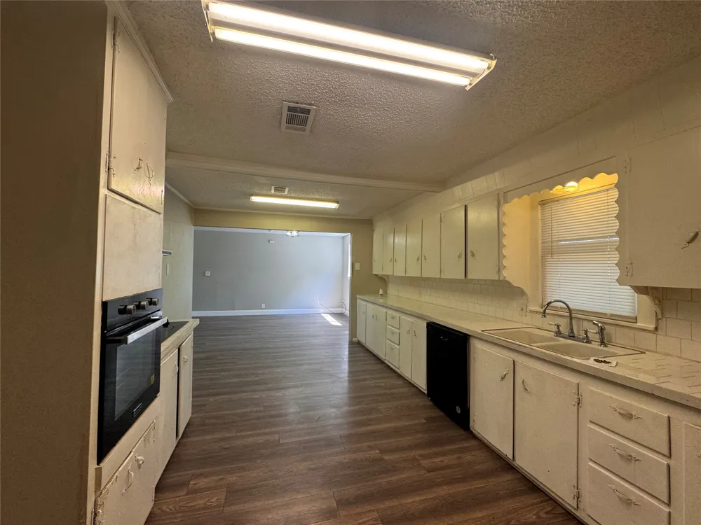 1314 2nd Durant, OK 74701