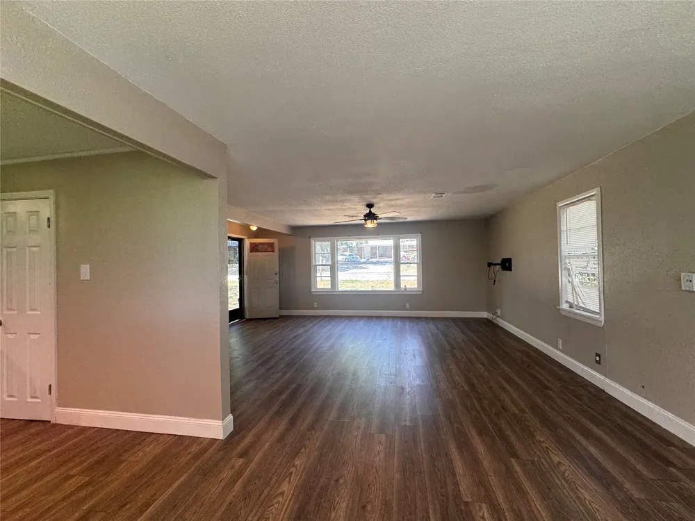 1314 2nd Durant, OK 74701