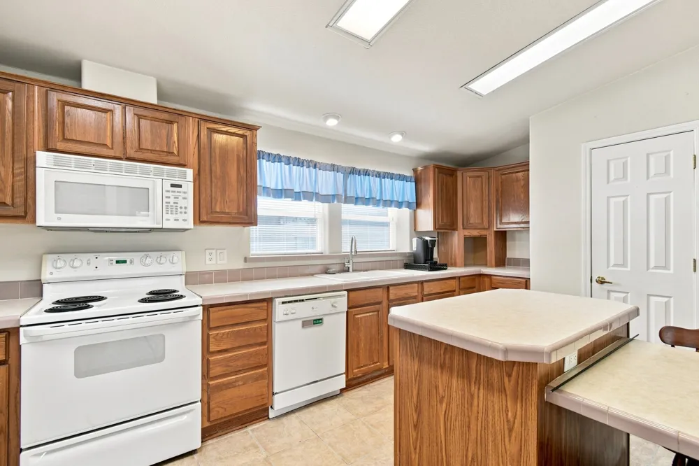 20249 W Archer Street Sand Springs, OK 74063