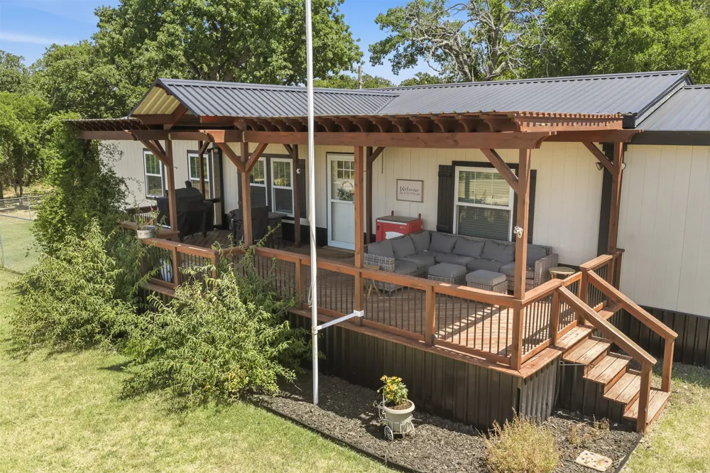 1418 First Street Velma, OK 73491
