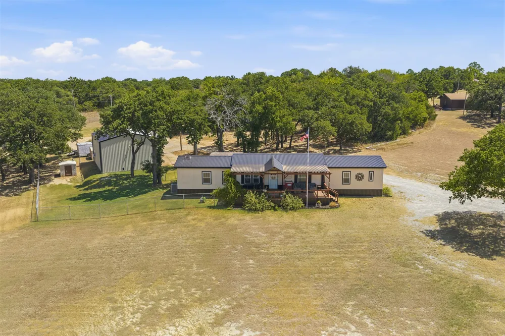 1418 First Street Velma, OK 73491