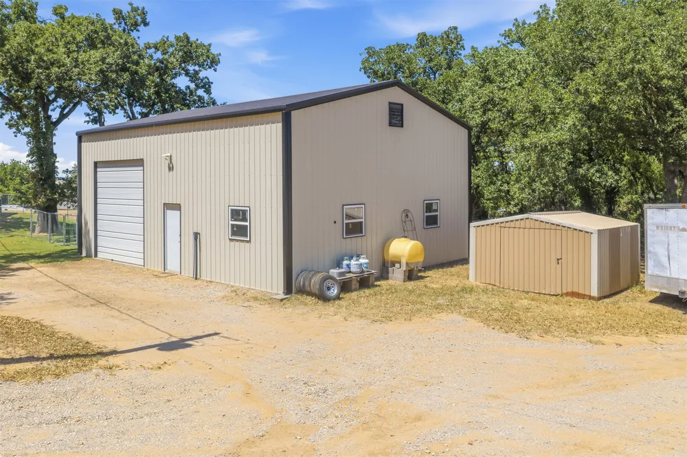 1418 First Street Velma, OK 73491