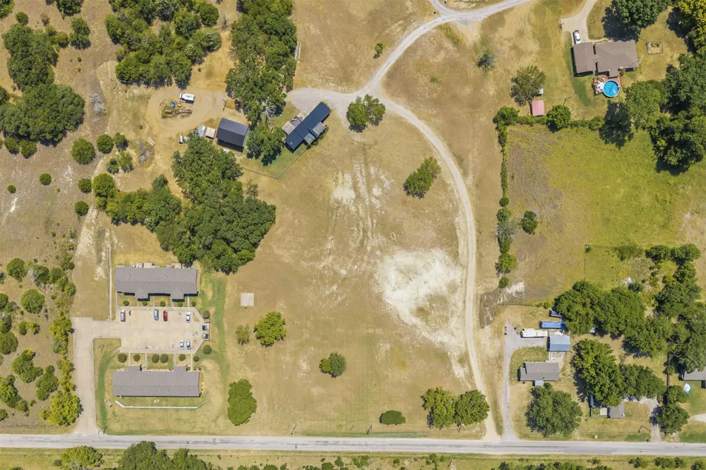 1418 First Street Velma, OK 73491