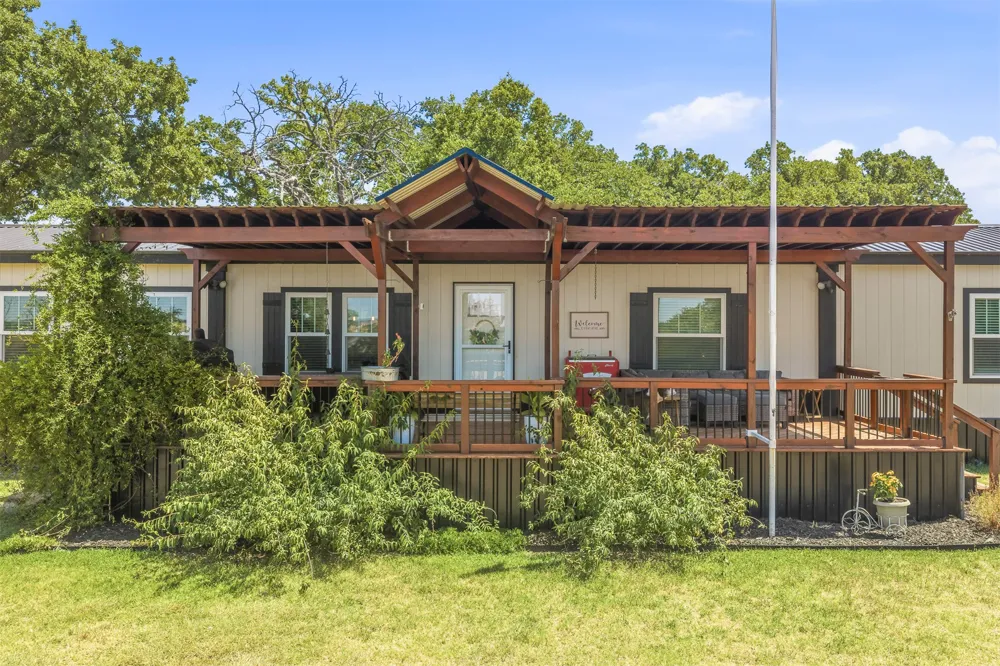 1418 First Street Velma, OK 73491