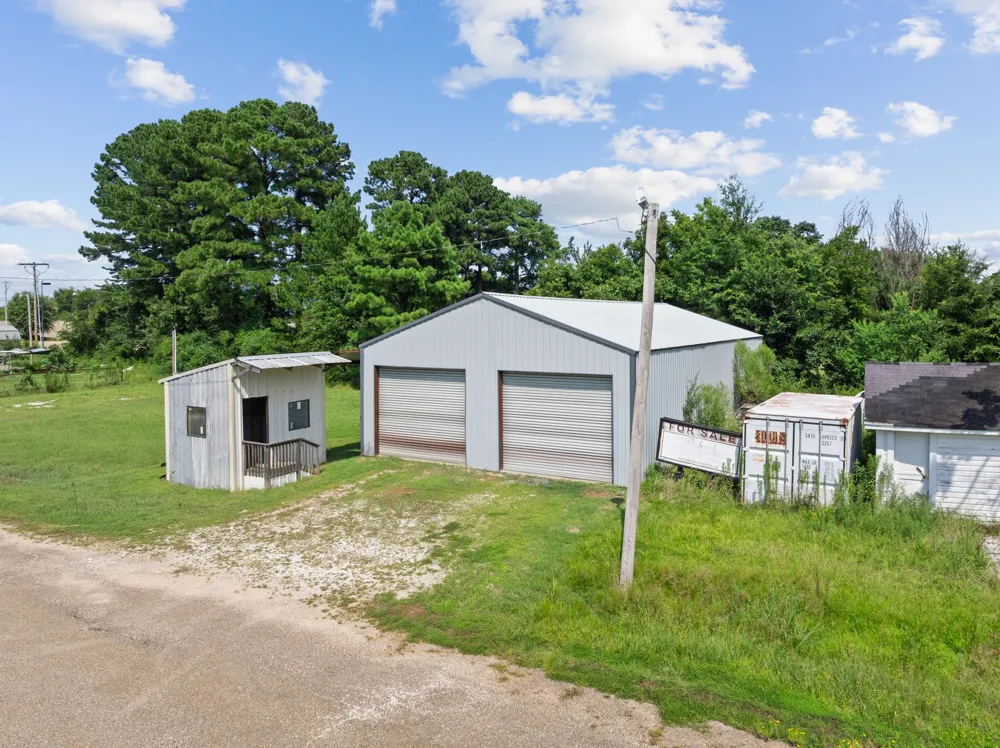 206 Industrial Avenue Idabel, OK 74745