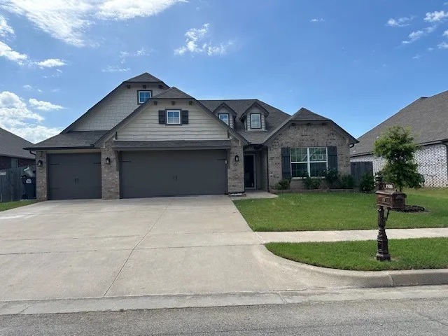 1926 E 132 STREET Bixby, OK 74008