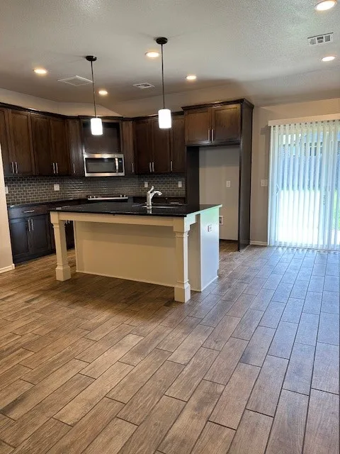 1926 E 132 STREET Bixby, OK 74008