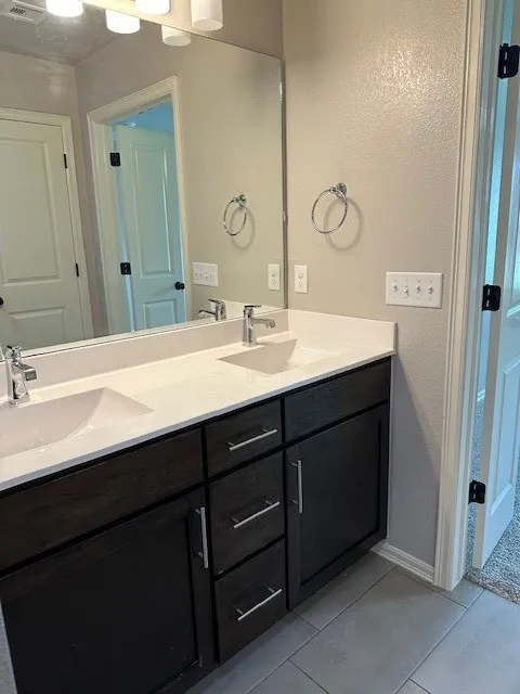 1926 E 132 STREET Bixby, OK 74008