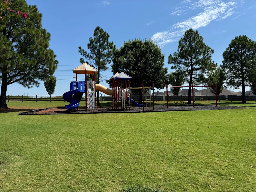 1926 E 132 STREET Bixby, OK 74008