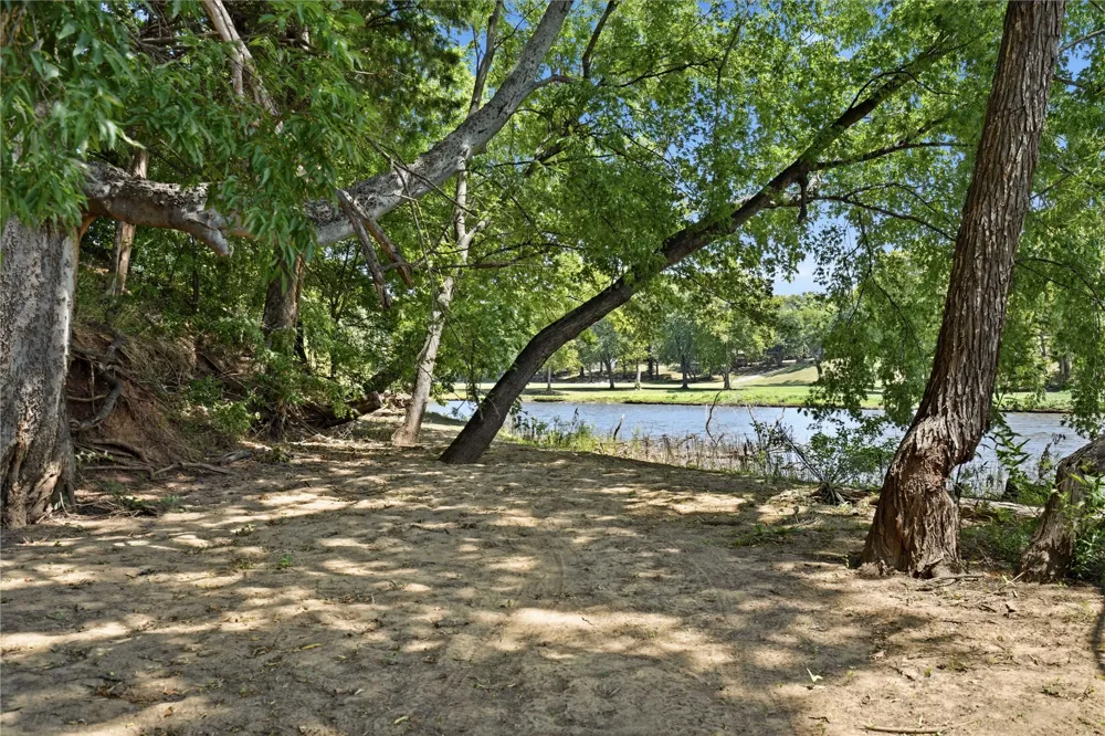 1513 Bowden Fort Gibson, OK 74434