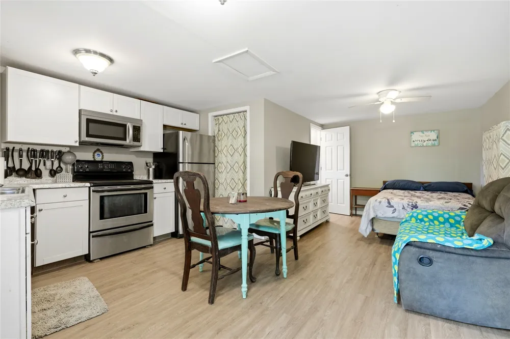 1513 Bowden Fort Gibson, OK 74434