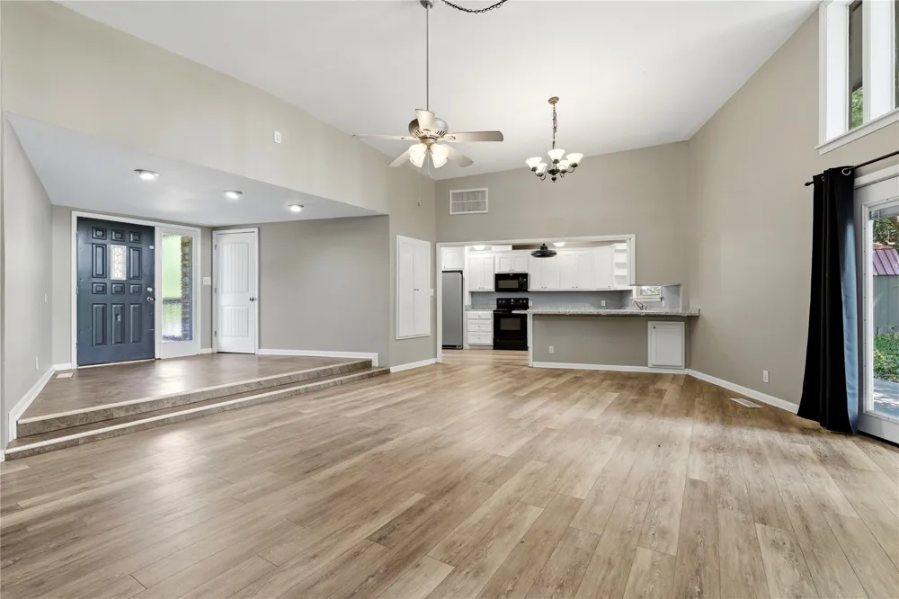 1513 Bowden Fort Gibson, OK 74434