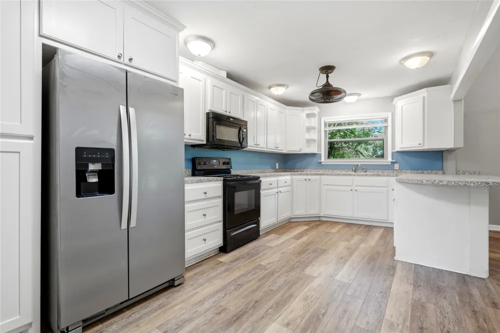 1513 Bowden Fort Gibson, OK 74434