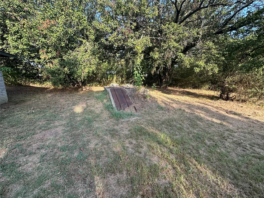 413 E Leecraft Colbert, OK 74733