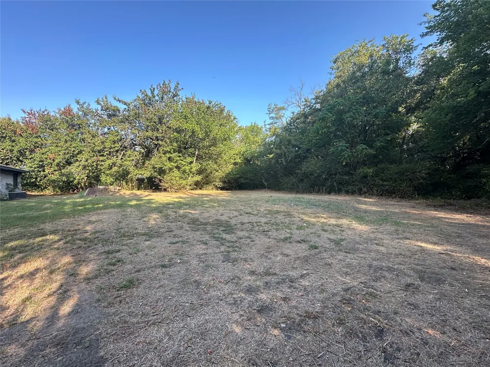 413 E Leecraft Colbert, OK 74733