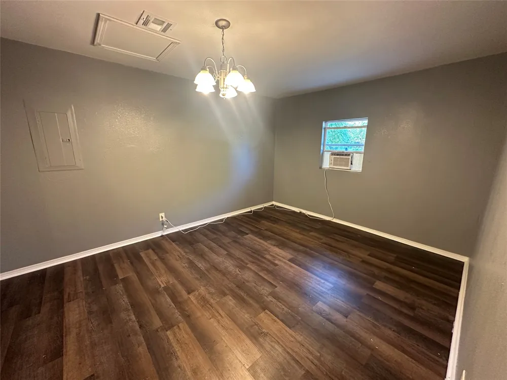 413 E Leecraft Colbert, OK 74733